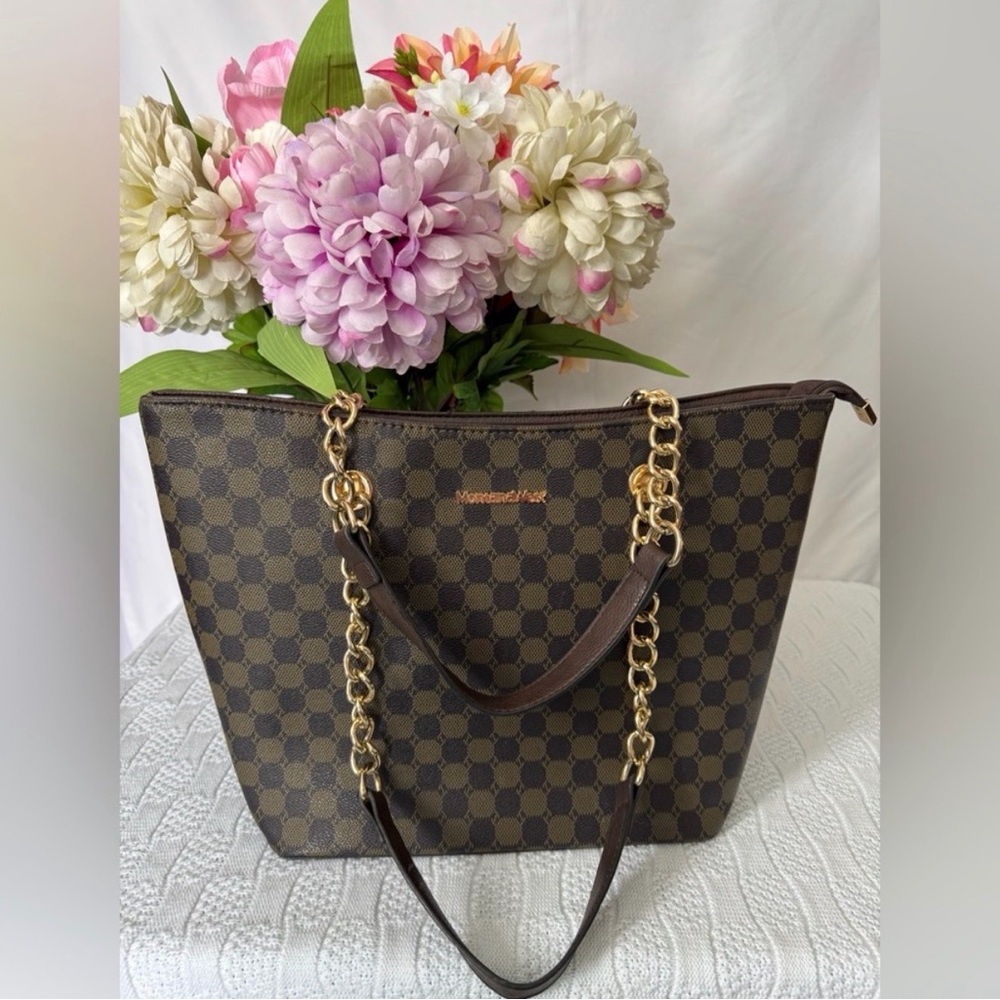 👜 NWOT Montana West 👜